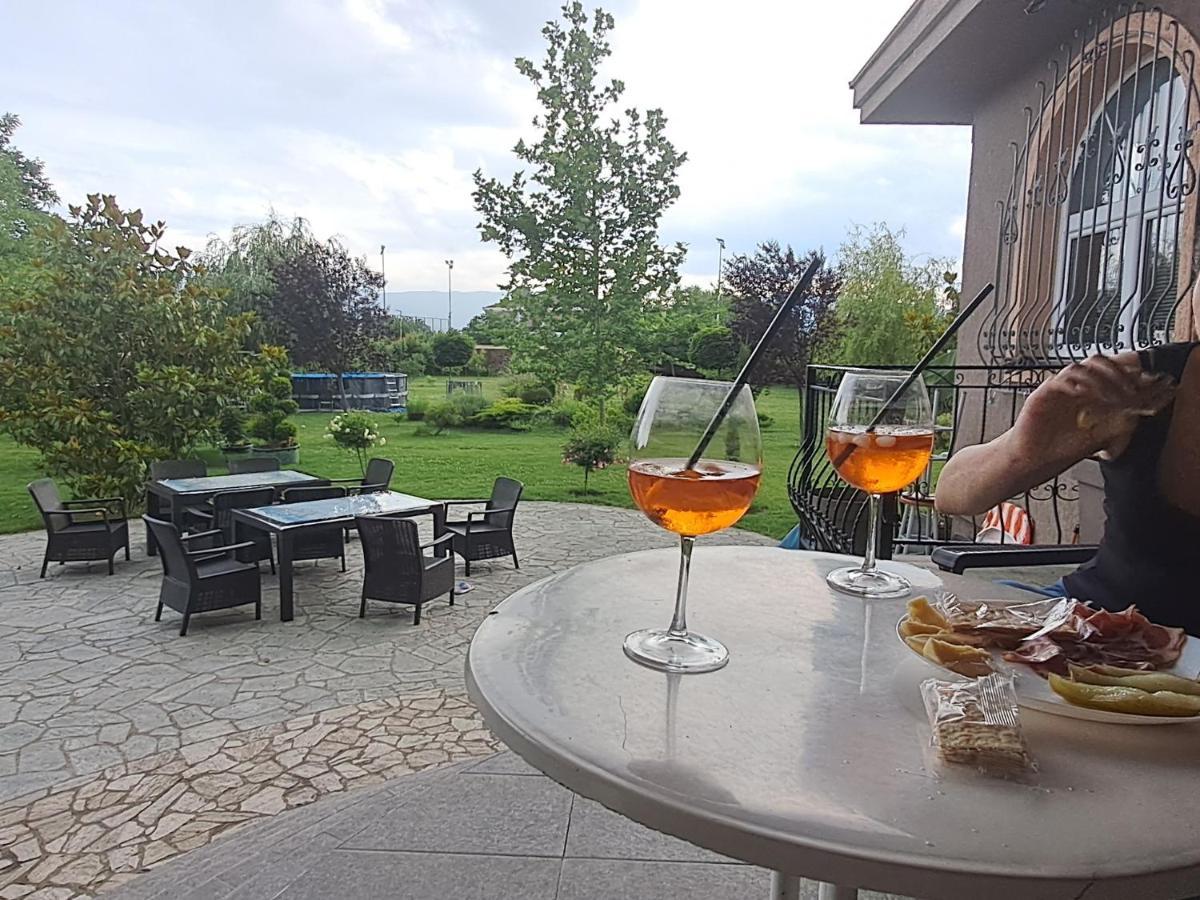 Green Villa Rodna Szkopje Kültér fotó